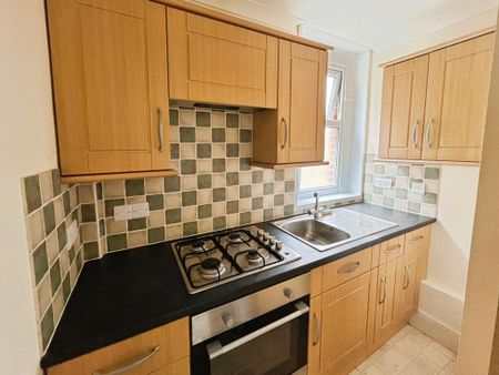 1 bedroom flat to rent - Photo 5