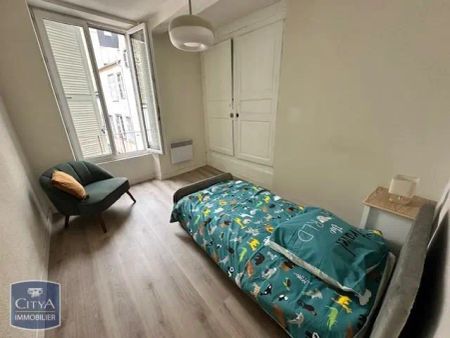 Appartement à louer 4 pièces 67.77m² - Photo 3