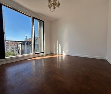 Apartment - Photo 1