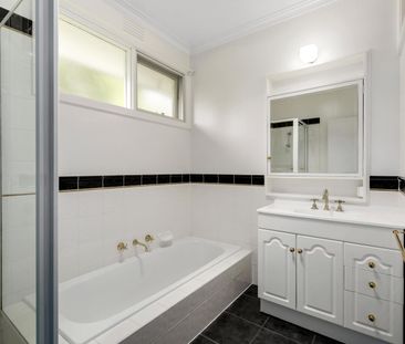 4/11 Louise Avenue, Mont Albert VIC 3127 - Apartment For Rent | Domain - Photo 4