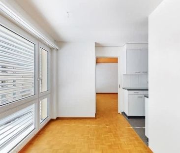 3.5 Zimmer, 76 m², 2. Stock - Photo 4