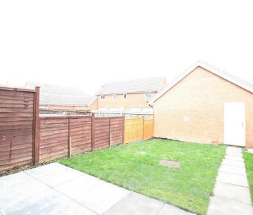 3 bedroom terraced house to rent - Photo 1