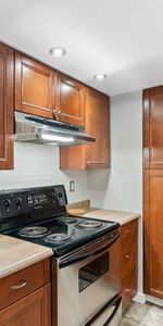 Vancouver Downtown Apartment 2 bedroom+1bath+Den+parking - from Jan 1 - Photo 4