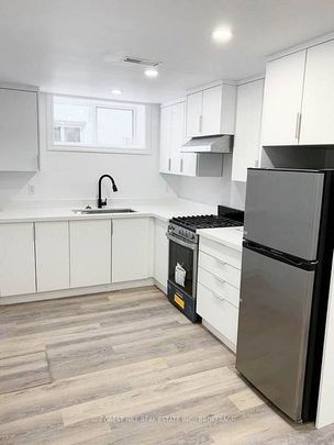 For Lease - 291 Brighton Avenue Unit# Lower, Toronto, Ontario - Photo 1