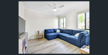 Modern Family Living in the Heart of Flagstone - Photo 5