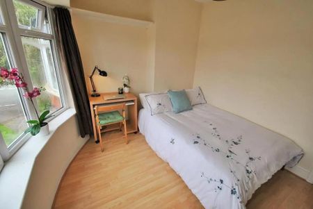 5 bedroom terraced house to rent - Photo 5