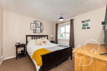 2 bedroom maisonette to rent - Photo 5