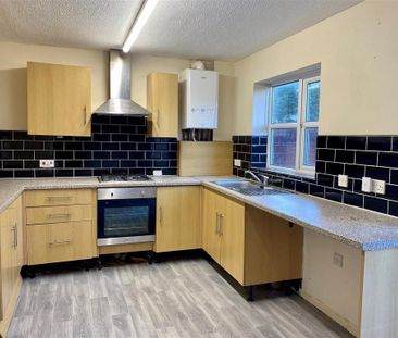 3 bedroom detached house to rent - Photo 5