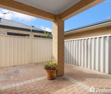 2B Edward Street, Queens Park WA 6107 - Photo 3