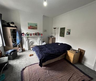4 bedroom terraced house to rent - Photo 4
