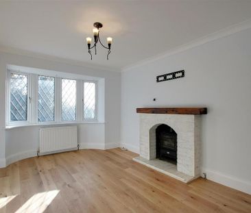 4 bedroom detached house to rent - Photo 1