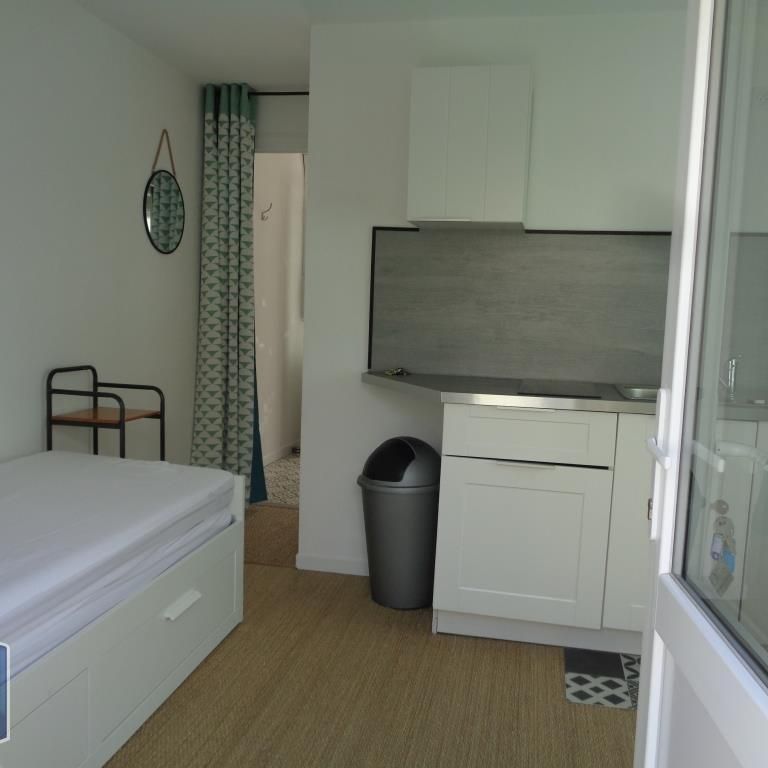 Location Appartement 1 pièce 16m² ST NAZAIRE 44600 - Photo 1