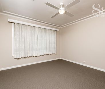 12 Lucas Crescent, Adamstown Heights NSW 2289 - House For Rent | Do... - Photo 5