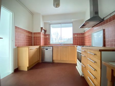 Location Appartement 5 pièces 130m² MONT ST AIGNAN 76130 - Photo 5