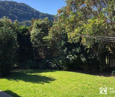 Picture-perfect family home in a prime Coffs Harbour location - Photo 4