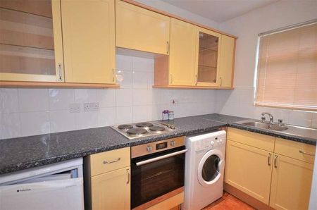 Maypole Road, Taplow, SL6 - Photo 3
