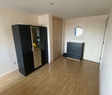 1 Bed Flat, Crew Street, E14 - Photo 2