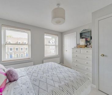 4 bedroom terraced house to rent - Photo 6