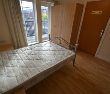 4 bedroom townhouse to rent - Photo 2