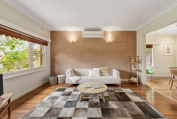 Spacious Four-Bedroom Home & Generous Outdoor Space - Photo 1