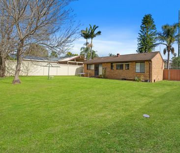 The Perfect Three-Bedroom Family Home! - Photo 3