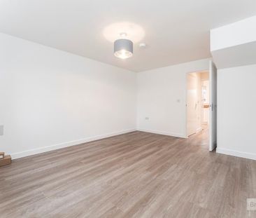 3 bedroom property to rent - Photo 3