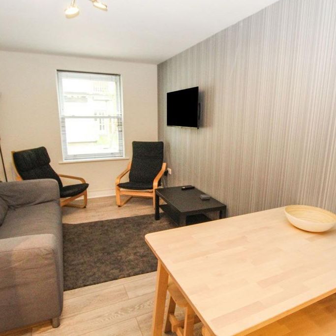 3 bedroom flat to rent - Photo 1