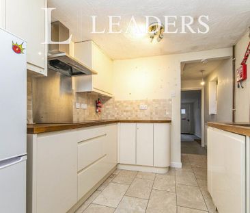 3 bedroom terraced house to rent - Photo 1