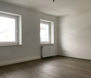 Helle 2-Zimmer-Wohnung mit Balkon im Stadt-Zentrum - Photo 1