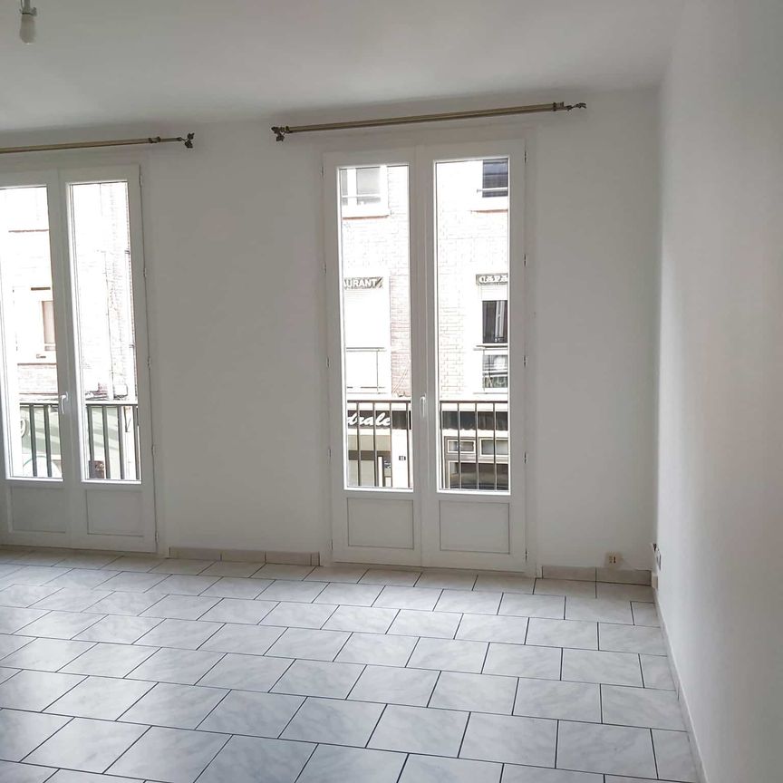 T2 BEAUVAIS CENTRE ILLE - Photo 1