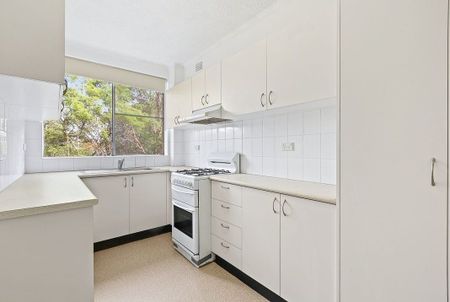 Home For Rent - Photo 3