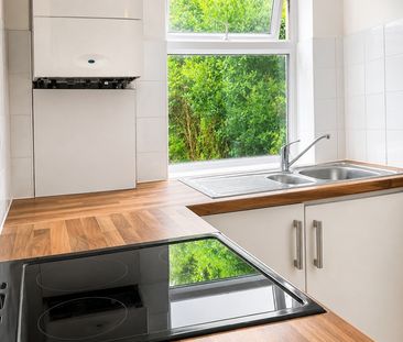 3 Bed Terraced House, Mona Road, S10 - Photo 2