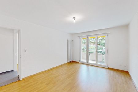 Central living in Bassersdorf! - Photo 4