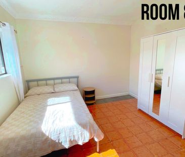 East Brisbane - Photo 4