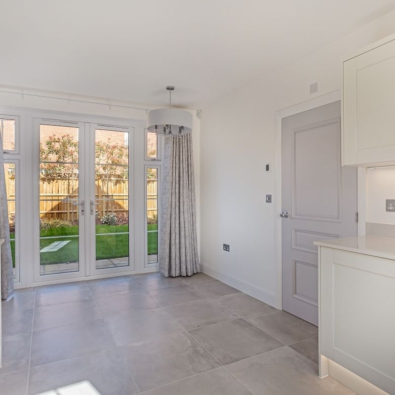 2 bedroom semi-detached house to rent - Photo 1