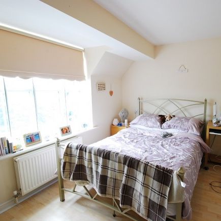 2 Bed - Sovereign Court, Jesmond - Photo 1