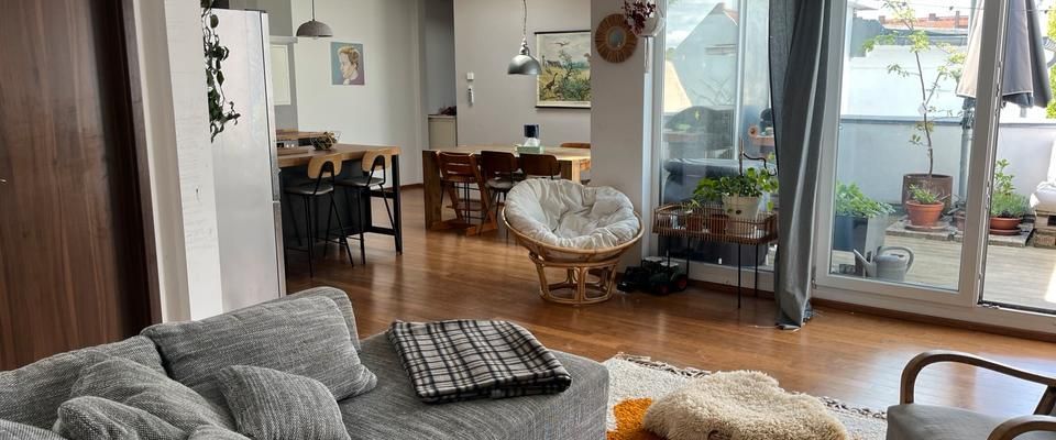 Große helle 2 Zimmer Wohnung in Neukölln zur Untermiete (3monate) - Photo 1