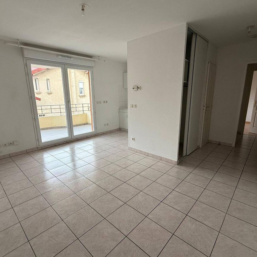 Location appartement 2 pièces 39.95 m² à Romans-sur-Isère (26100) 4 - Photo 1