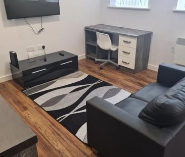 Studio to rent - Photo 3