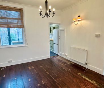 3 bedroom Three Bedroom House to rent - Photo 2