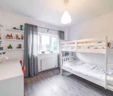 3 bedroom semi-detached house to rent - Photo 4