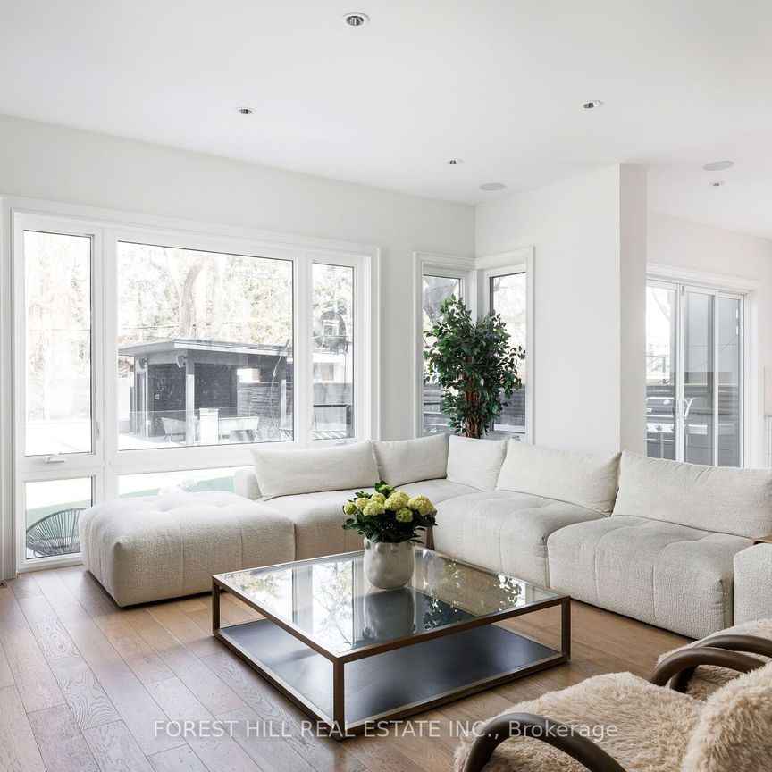 For Lease - 8 Nora Road, Toronto, Ontario - Photo 1