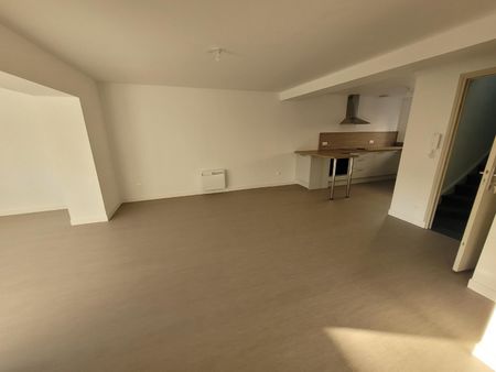 Location Appartement 3 pièces 67m² BOULOGNE SUR MER 62200 - Photo 4