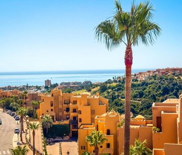 Ático de alquiler en San Luis de Sabinillas - Photo 3