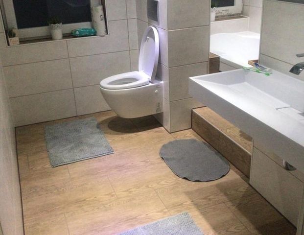 Schöne kernsanierte 4-ZKB Wohnung ab März 2026 zu vermieten - Photo 1