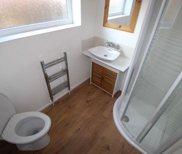 3 bedroom detached house to rent - Photo 5