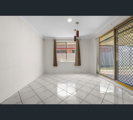 17 Griffin Place, Doonside, NSW 2767 - Photo 1