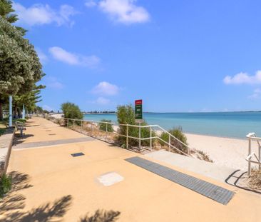 Opposite Rockingham Foreshore - Walk to Beach and Cafes - Photo 4