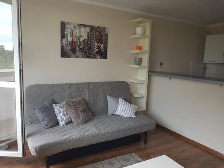 Tysiąclecie Piastów kawalerka 28m balkon meble - Фото 3