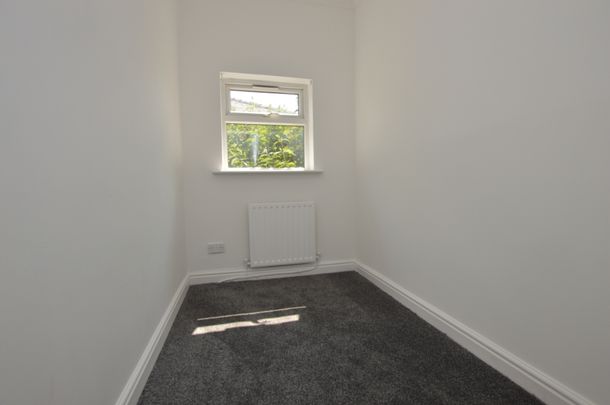 3 Bedroom End of Terrace - Photo 1
